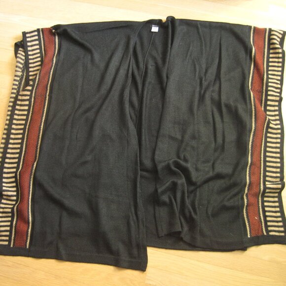 NOVICA Poncho Alpaca Wool Ruana Cape Sweater Peru Shawl Cardigan Black Tan Red - Picture 1 of 3